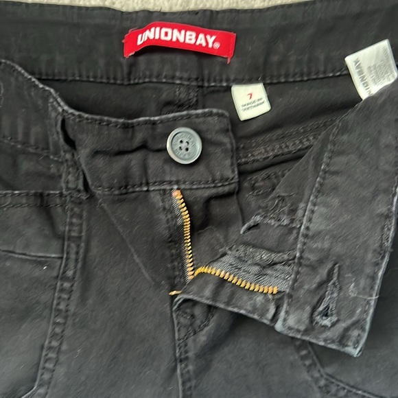 UNIONBAY Darcy Stretch 5" Inseam Short - Picture 4 of 7